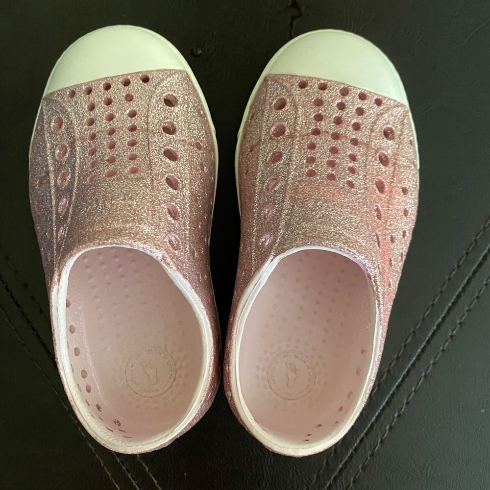 Sparkle pink toddler girl size 7 Native shoes